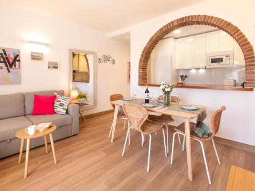Apartment Los Geraneos de Capistrano by Interhome