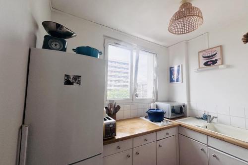 Photo de la galerie de l'établissement Studio of 25 m2 with balcony Boulogne-Billancourt, à Boulogne-Billancourt