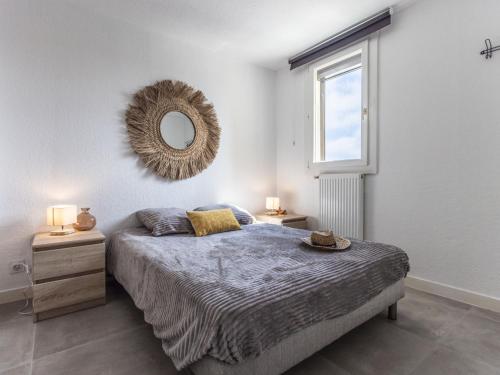 Apartment Les Pêcheurs by Interhome