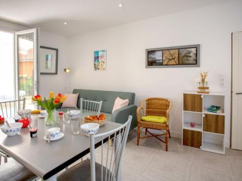Holiday Home Sam-Suffi by Interhome
