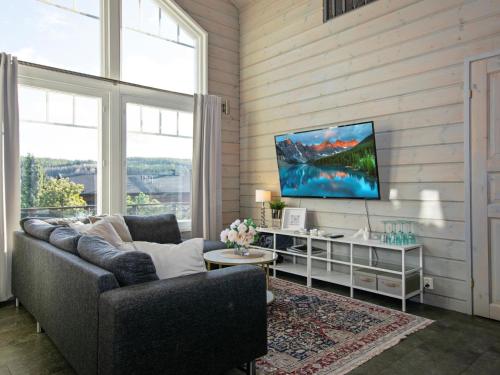 TV a/nebo společenská místnost v ubytování Holiday Home Villa peso 1 by Interhome