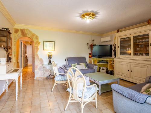 Apartment L'Atalante-3 by Interhome