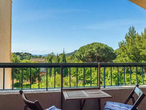 Balkón nebo terasa v ubytování Apartment Les Mas de Pramousquier-14 by Interhome