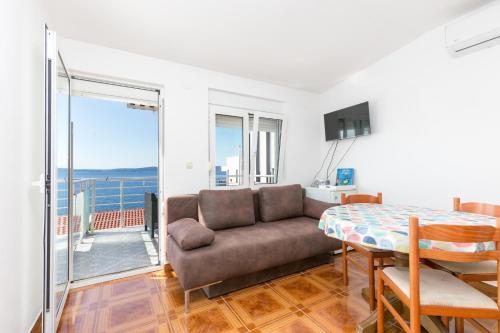 Apartments by the sea Rastici, Ciovo - 4293