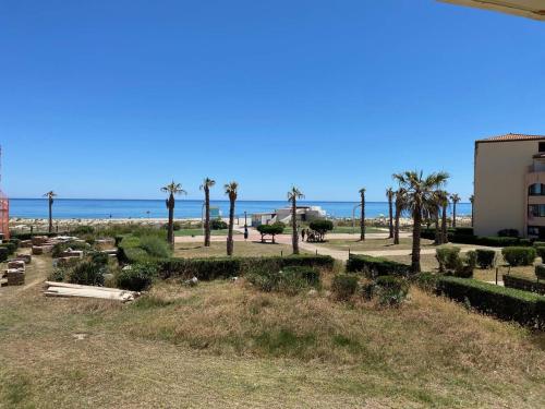 T2 4 pers à Le Barcarès, face mer, parking privé