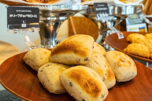 Makanan di atau berdekatan hotel