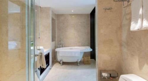Un baño de Excemon Yuyao Hemudu Hotel
