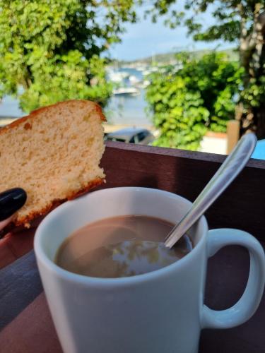 Naturlandskabet i nærheden af kroen