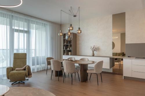 Eurovea Tower by Ellements- Castle view