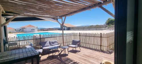 PISCINE CHAUFFEE, Vue imprenable Grand studio 4P Coudalère