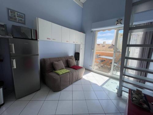 Photo de la galerie de l'établissement STUDIO MEZZANINE PROCHE DE LA MER ET COMMERCES, au Cap d'Agde