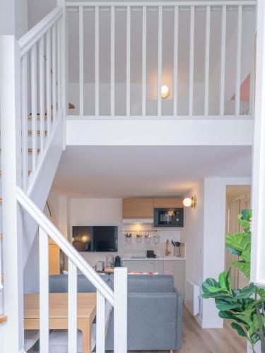 Photo de la galerie de l'établissement Stylish loft-style apartment in the 10th, à Paris