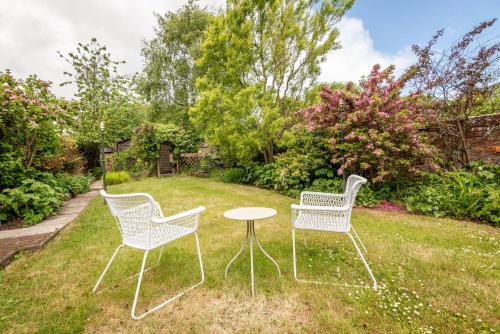 Κήπος έξω από το Hazelton Townhouse - Crail