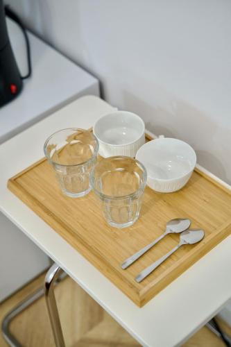 Tzatziki Room 2