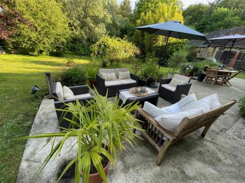 Photo de la galerie de l'établissement Chambre d'hôte pour les 24 h du Mans et Le Mans Classique, à Louplande