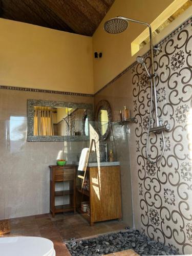 Η κουζίνα ή μικρή κουζίνα στο Makna Homestay and Spa
