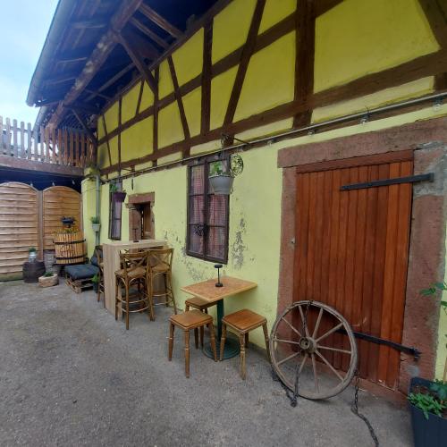 Gambar di galeri bagi Gîte typique alsacien maison vigneronne 18e siècle di Beblenheim