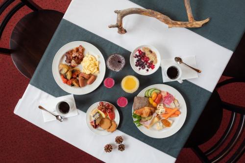 Jídlo v hotelu nebo okolí