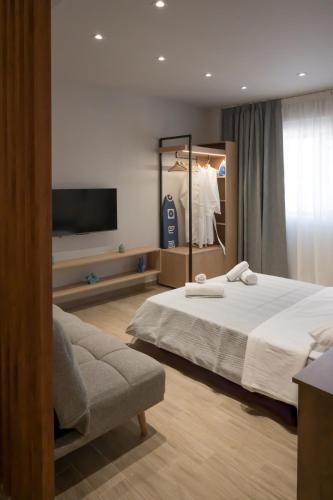 Pop Art Apartment creative stay Piraeus Port Area
