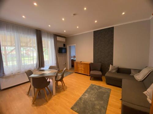 Kármen Apartmanház Hévíz