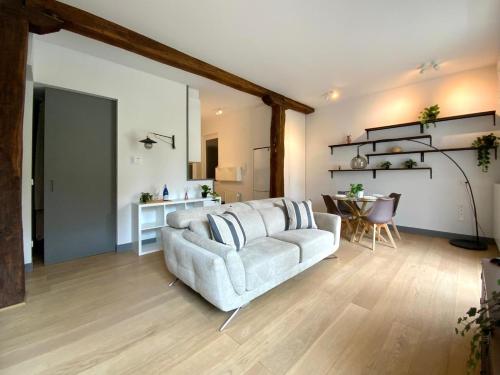 Excellent LOCATION and CHARMING by ALOHA Bilbao