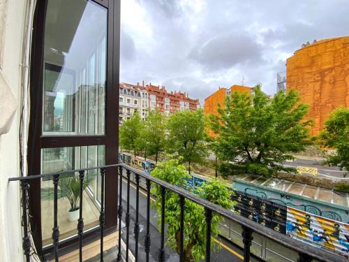 Excellent LOCATION and CHARMING by ALOHA Bilbao