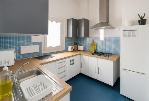Santos Apartment in Central Lisbon with River View