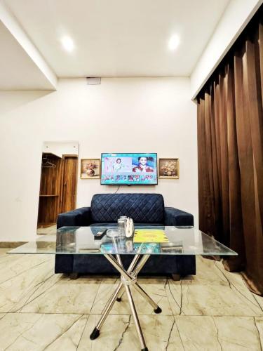 Gallery image of HOTEL KAILASH REGENCY - Luxury Rooms Near Railway Station and Bus Terminal Ludhiana in Ludhiana