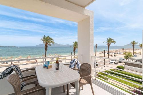Beachfront Apartment Sivella by Sealand Villas