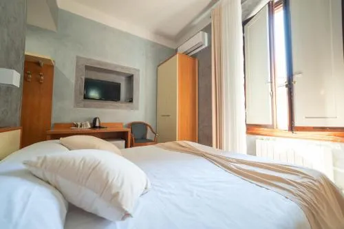 Hotel Angelica Firenze photo 9