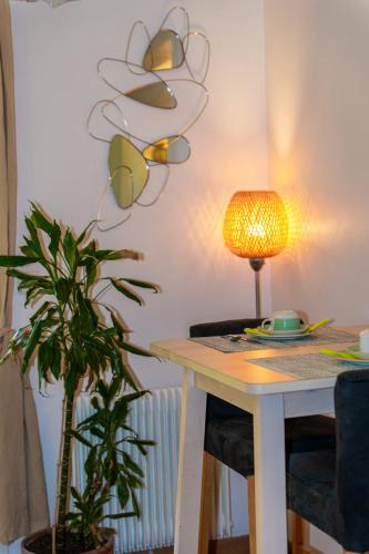 Fotografie z fotogalerie ubytování Hotel Les Oliviers v destinaci Draguignan