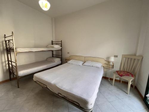 Gallery image of Beach Apartment Cattolica 2min to Beach AC w Parking - Il Lupo Affitta in Cattolica