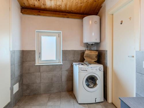 Φωτογραφία από το άλμπουμ του Apartment Gentile by Interhome σε Dosso del Liro