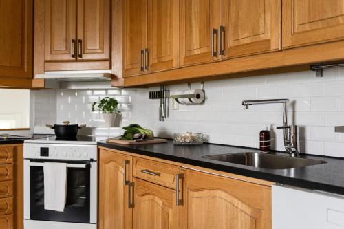 Gallery image of Guestly Homes - 3BR Spacious Coastal Stay in Luleå