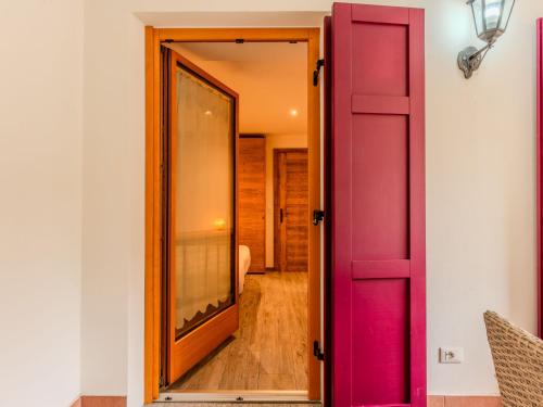 Imagen de la galería de Apartment Dimora Grisun by Interhome, en Carisolo