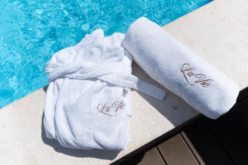 Πισίνα στο ή κοντά στο Luxury Rooms LaVie - Deluxe Rooms