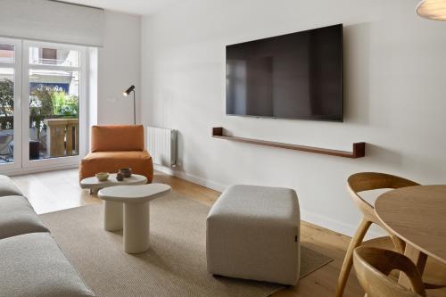 Ulia Terrace by FeelFree Rentals