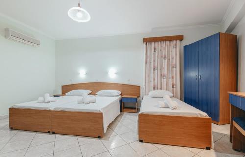 Gallery image of Christina Apartments in Tsilivi