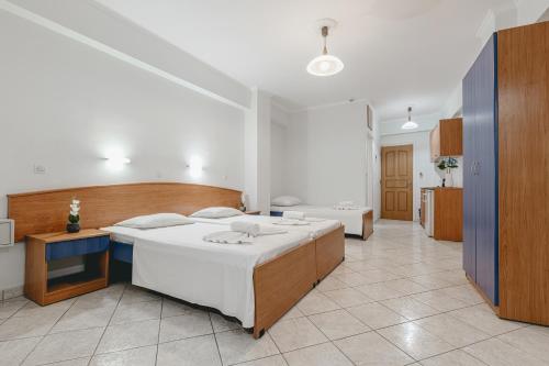 Gallery image of Christina Apartments in Tsilivi