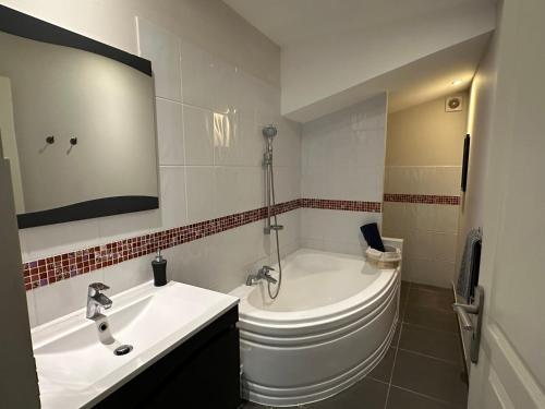 Photo de la galerie de l'établissement Villetelle Appartement, à Villetelle