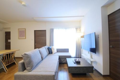 Hotel Maruyama Sakuranamiki 402 Sapporo