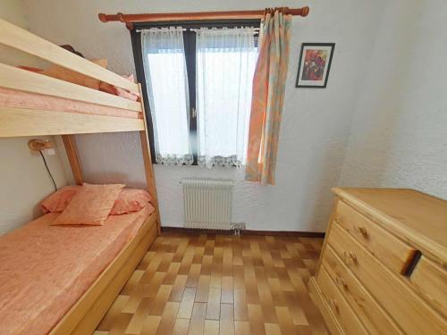 Posteľ alebo postele v izbe v ubytovaní Appartement 2 Pièces 4 Pers, Parking, Ski, Grand-Bornand - FR-1-241-241