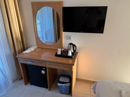 Μια τηλεόραση ή/και κέντρο ψυχαγωγίας στο Ekici Hotel