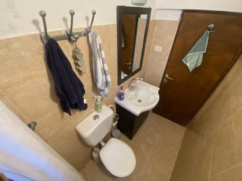 Imagen de la galería de Cozy Apartment Near Sea of Galilee!, en Alummot