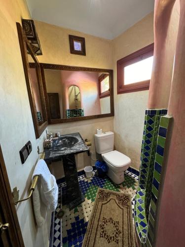 Un baño de Riad Jnane Imlil