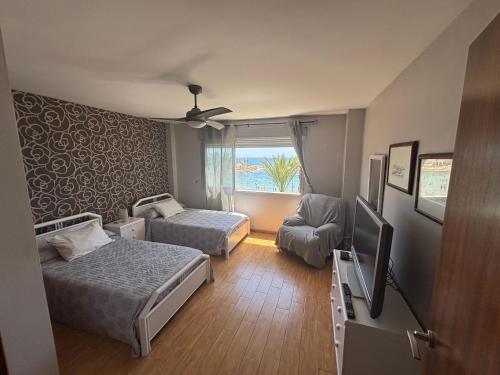 Apartamento primera línea playa Torrevieja El Palmeral