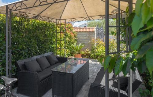 Gorgeous Apartment In Porec With Swimming Pool