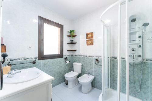 VB Moraleda Villa 4BR Sea Views