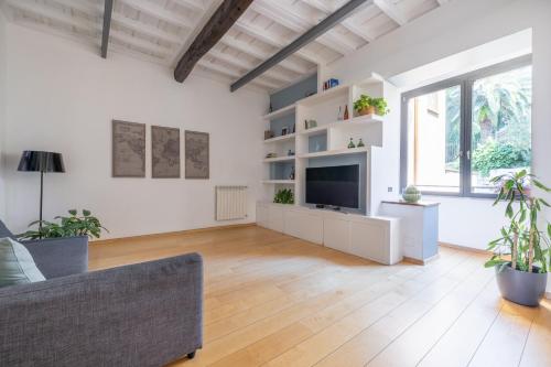 Boschetto Apt - Homkeey Apartments