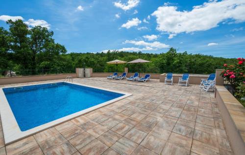 Beautiful Apartment In Labin